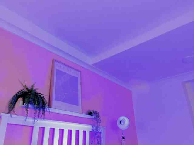 AngelSavagee webcam