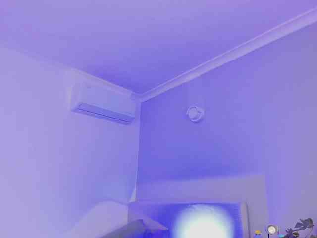 AngelSavagee webcam