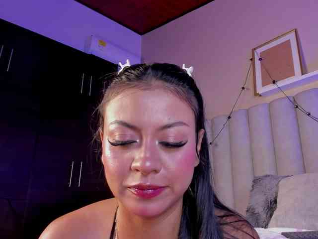 AngelSavagee webcam