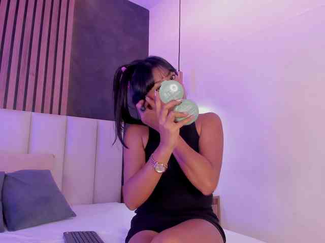 AngelSavagee webcam
