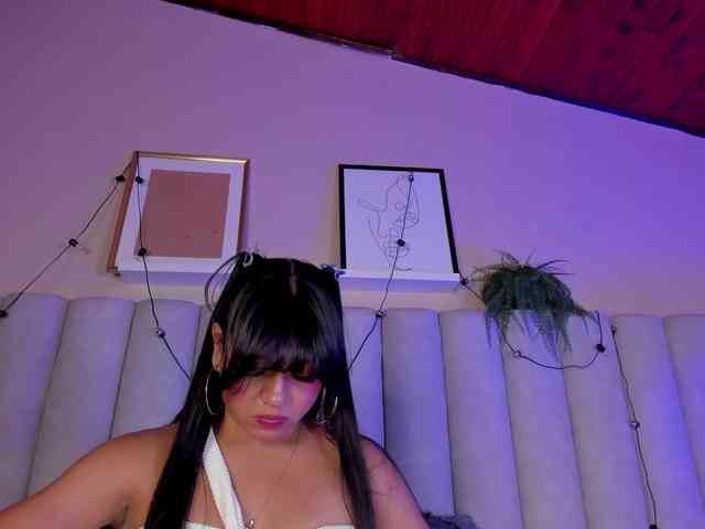 AngelSavagee webcam