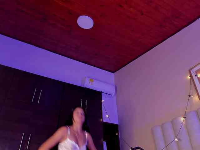 AngelSavagee webcam
