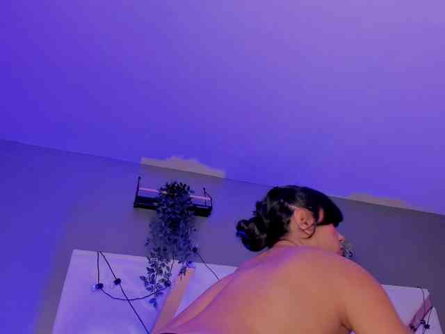 AngelSavagee webcam