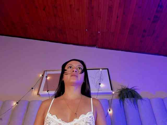 AngelSavagee webcam