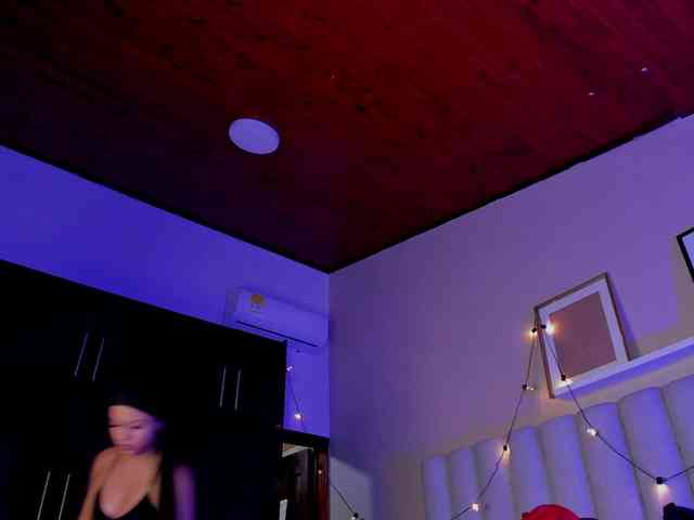 AngelSavagee webcam