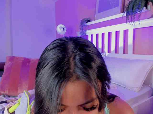 AngelSavagee webcam