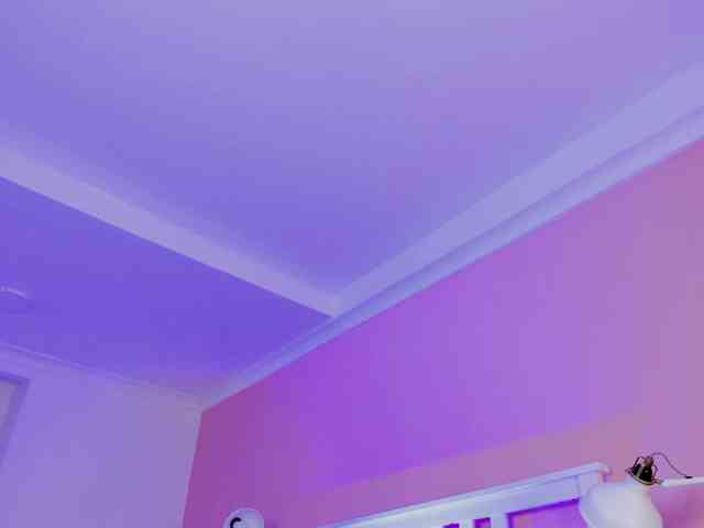 AngelSavagee webcam