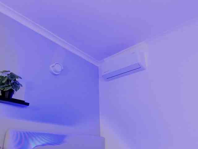 AngelSavagee webcam