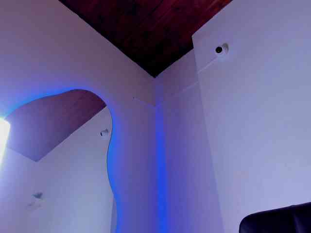 AngelSavagee webcam