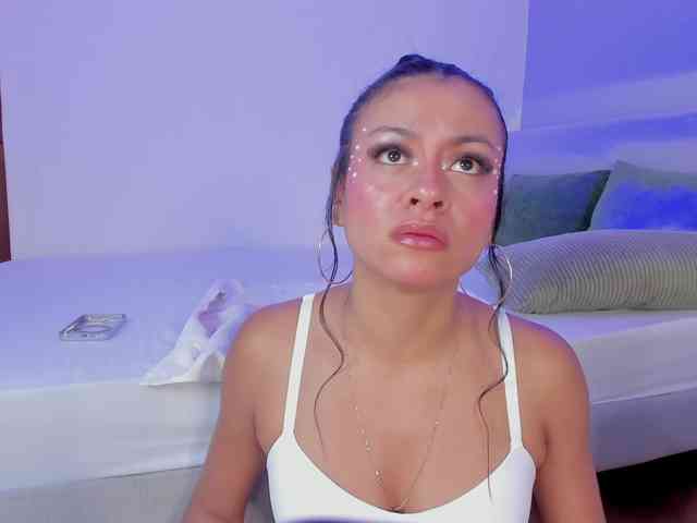 AngelSavagee webcam