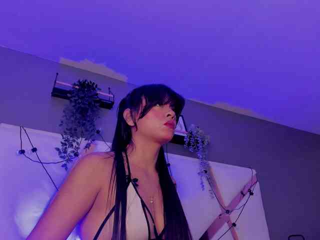 AngelSavagee webcam