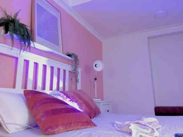 AngelSavagee webcam