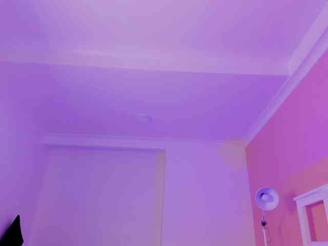 AngelSavagee webcam