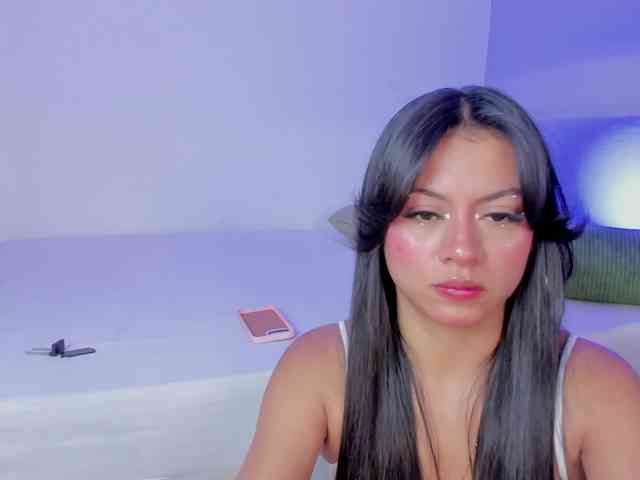 AngelSavagee webcam