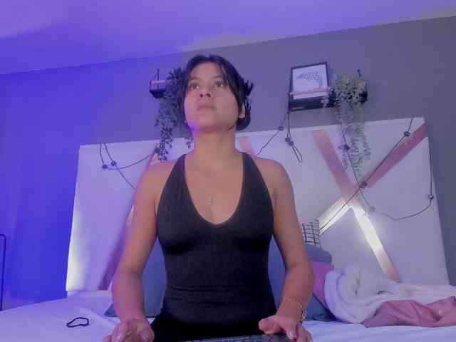 AngelSavagee webcam