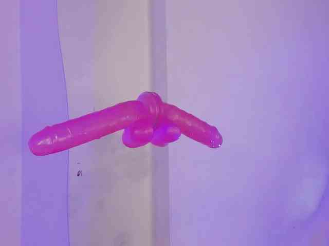 AngelSavagee webcam