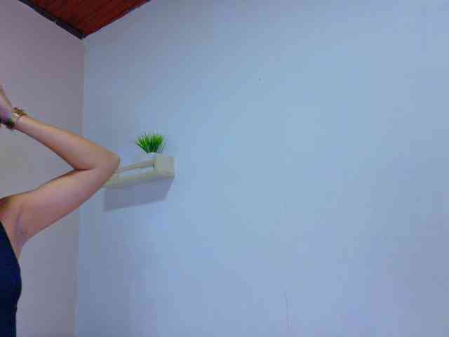 AngelSavagee webcam