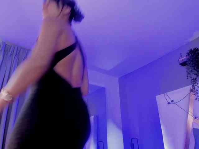 AngelSavagee webcam