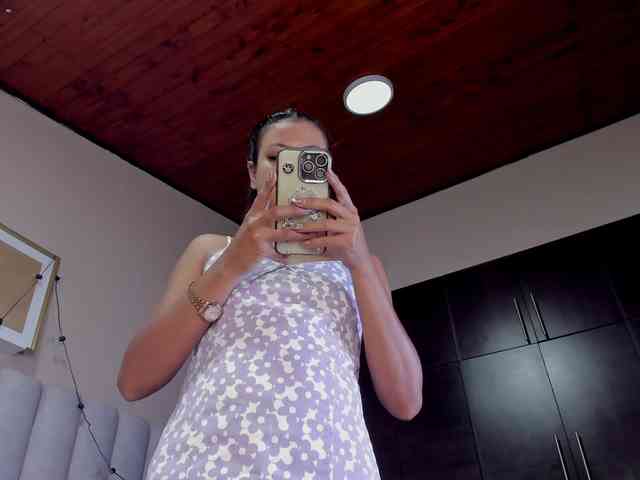 AngelSavagee webcam