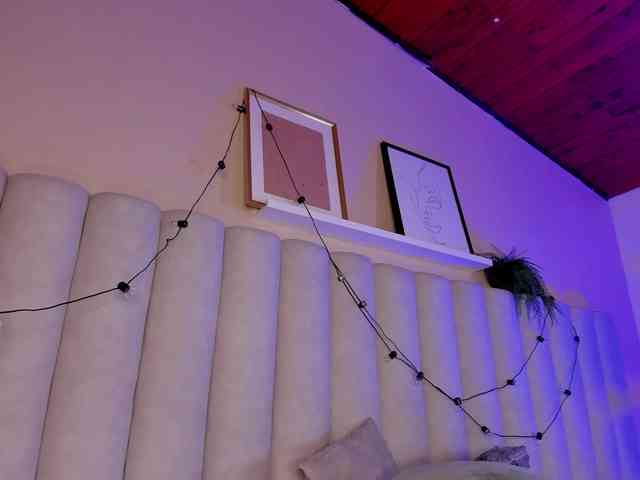 AngelSavagee webcam