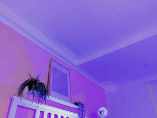 AngelSavagee webcam