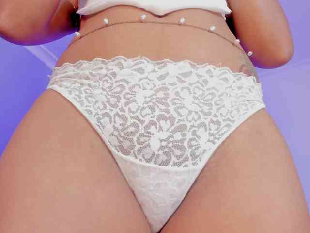 AngelSavagee webcam