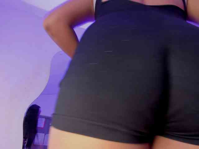 AngelSavagee webcam