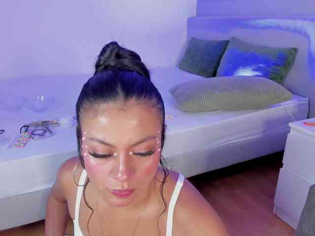 AngelSavagee webcam
