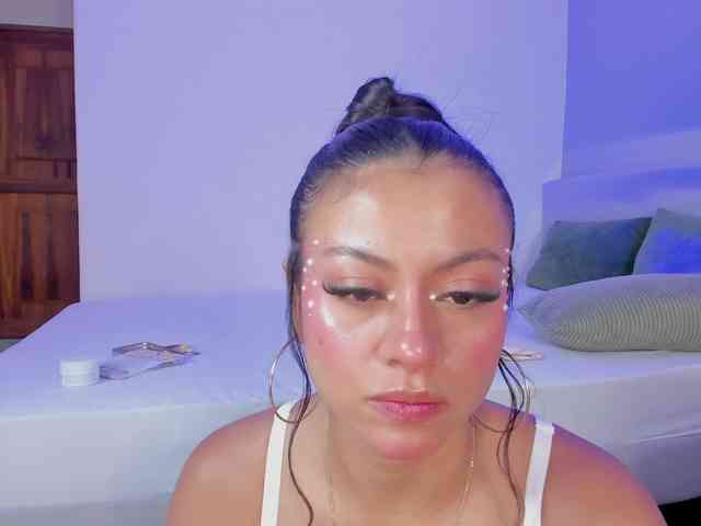 AngelSavagee webcam