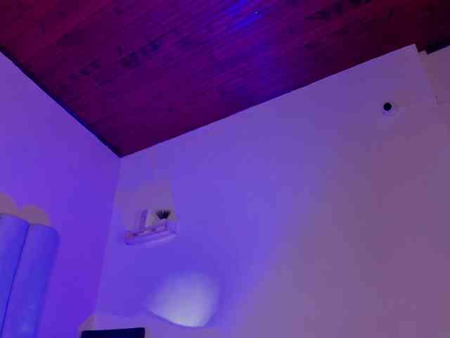 AngelSavagee webcam