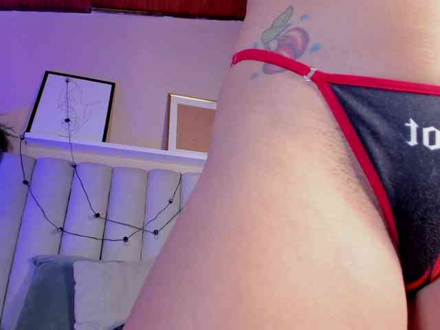 AngelSavagee webcam