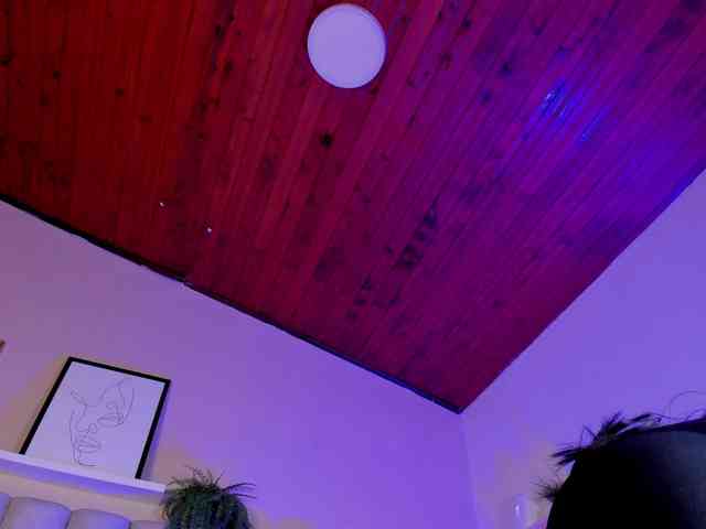 AngelSavagee webcam