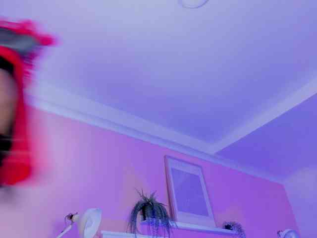 AngelSavagee webcam