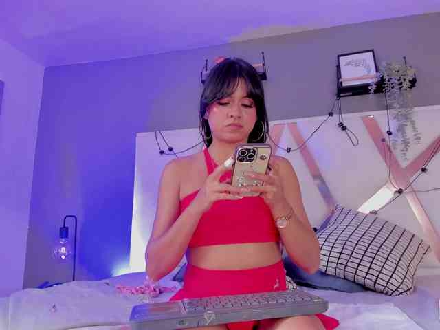 AngelSavagee webcam