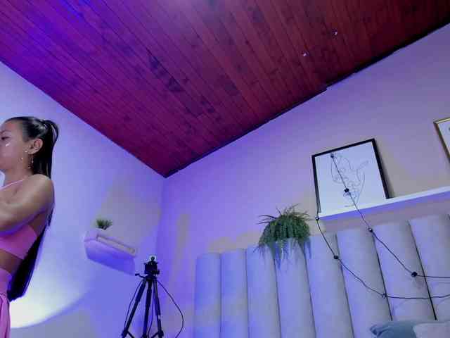 AngelSavagee webcam