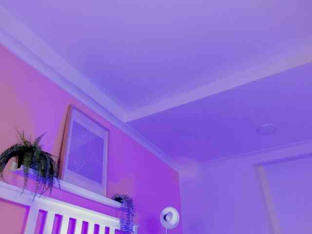 AngelSavagee webcam