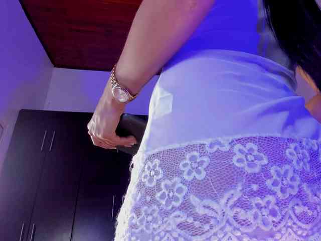 AngelSavagee webcam