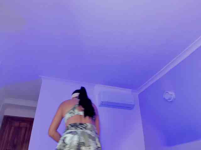 AngelSavagee webcam