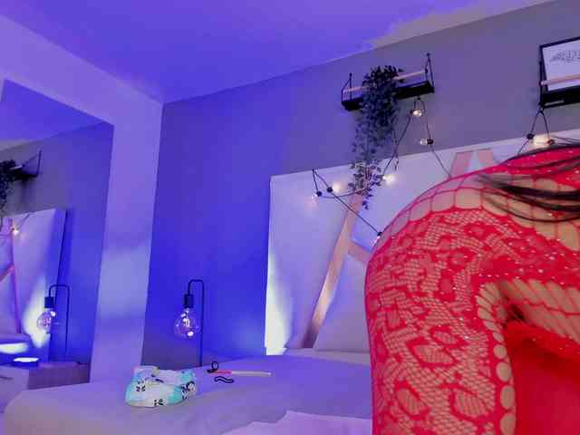 AngelSavagee webcam