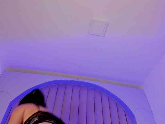 AngelSavagee webcam