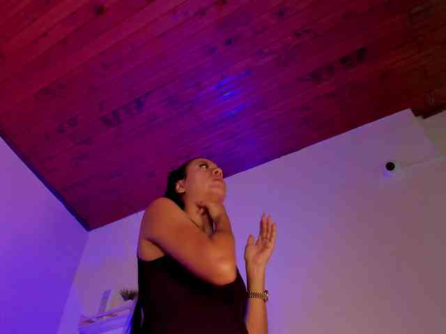 AngelSavagee webcam