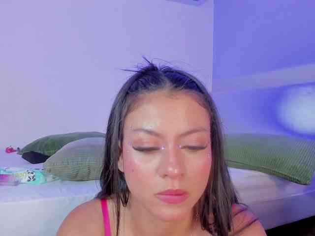 AngelSavagee webcam
