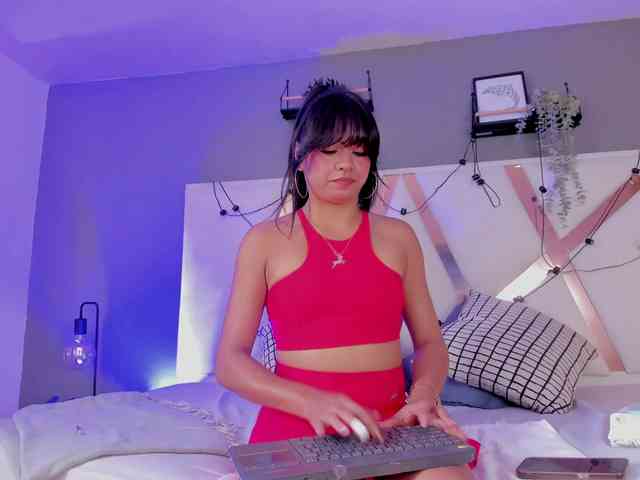 AngelSavagee webcam