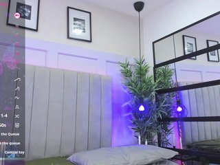 EmmaRogers Porn Show