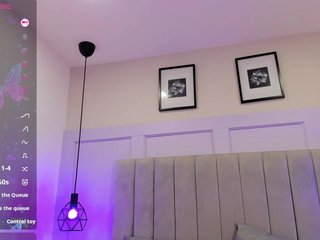 EmmaRogers Porn Show