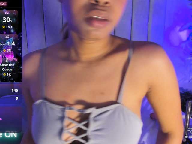 EmmaRogers live cam on BongaCams