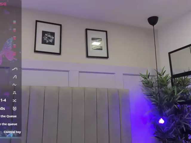 EmmaRogers live cam on BongaCams