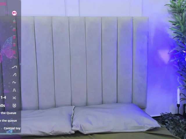 EmmaRogers live cam on BongaCams