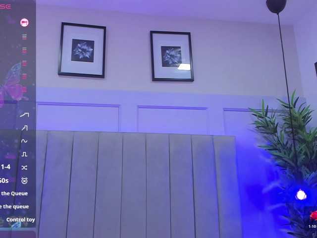 EmmaRogers live cam on BongaCams