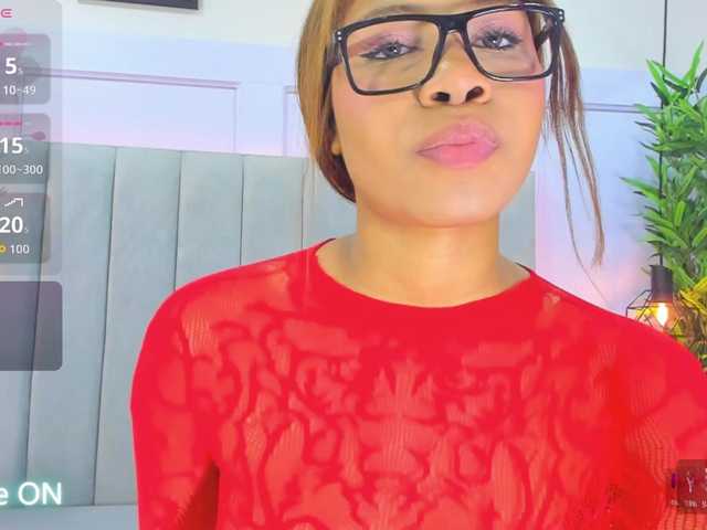 EmmaRogers live cam on BongaCams